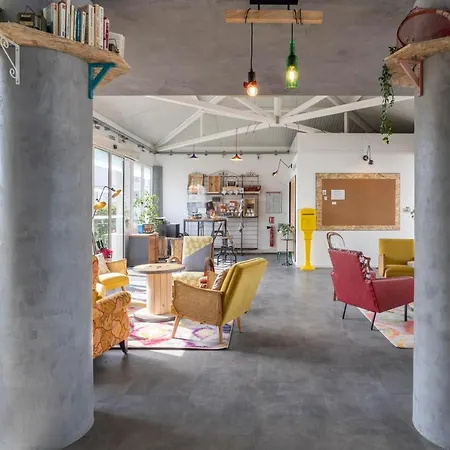 Hotel Greet Bordeaux Aeroport 2*