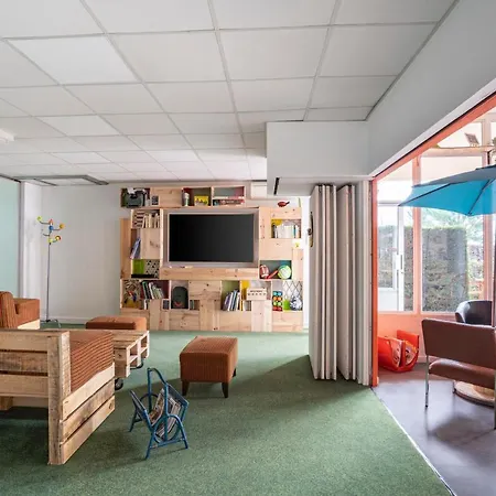 Hotel Greet Bordeaux Aeroport 2*