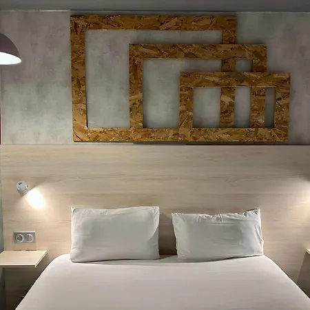 Hotel Greet Bordeaux Aeroport 2*