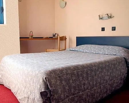 Greet Bordeaux Aeroport 2* Mérignac